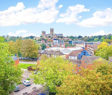 Waterside House - Photo 3