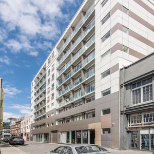 2 Bedroom Te Aro - Photo 2