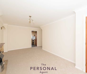 Dirdene Close, Epsom - Photo 1