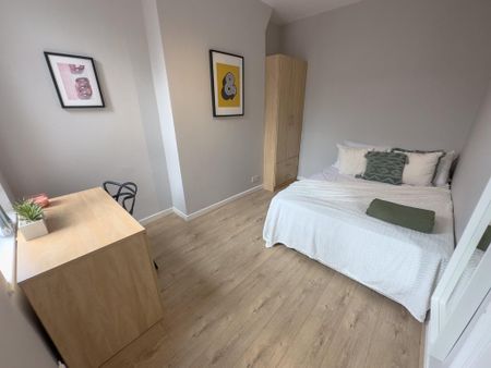 3 bedroom terraced house to rent - Photo 5