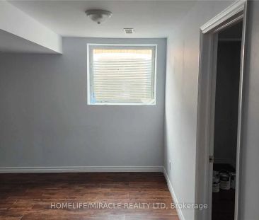 23 Merlin Drive #Basement - Photo 3