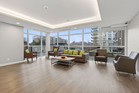 For Lease - 1940 Ironstone Drive Unit# 1110, Burlington, Ontario - Photo 5