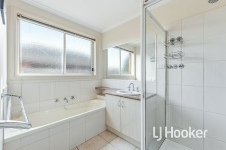 Fantastic Family Home - Photo 2