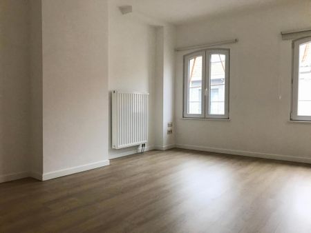 Gezellige, gerenoveerde woning met TOPLIGGING - Photo 2