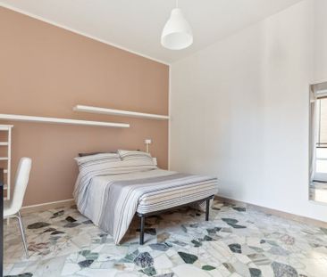 Via Antonio Panizzi, Milan, Lombardy 20146 - Photo 4