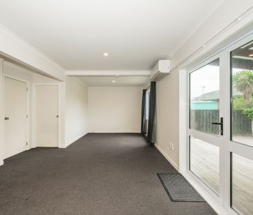 4 bed/ 2 bathroom home in central Paraparaumu - Photo 2