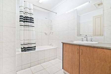 PERFECT PRICE - PERFECT LOCATION - PERFECT UNIT! - Photo 5