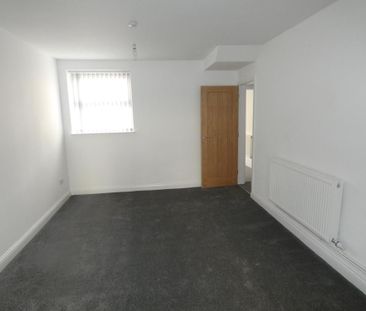 4 bedroom property to rent - Photo 5