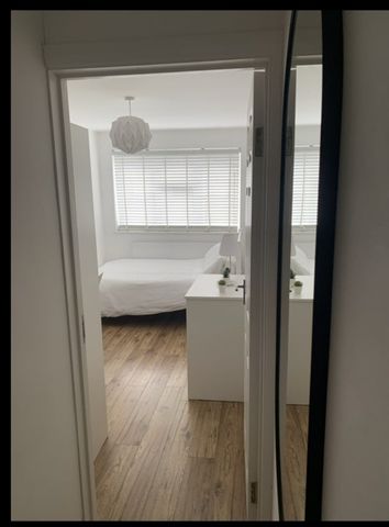 Room in a Shared House, Armitage Road, SE10 - Photo 2