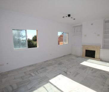 Long term rent, 1 bed penthouse in Carib Playa, Marbella, 2 baths, ... - Photo 6