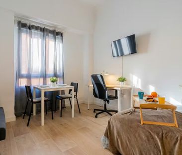 Carrer d'Honorat Juan, Valencia, Valencian Community 46007 - Photo 6