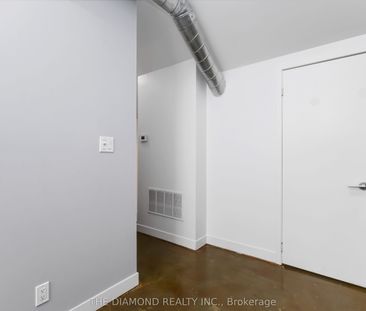 Printing Factory Lofts 201 - Photo 2