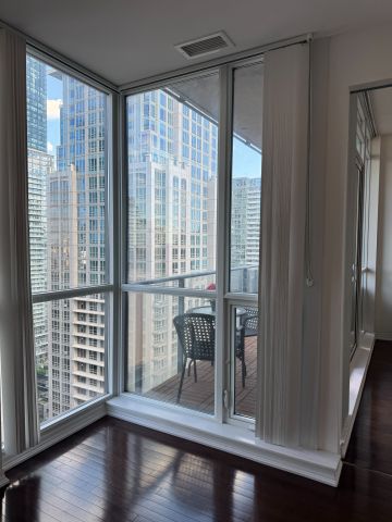 For Lease - 770 Bay Street Unit# Ph206, Toronto, Ontario - Photo 2