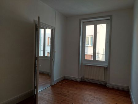 Location Appartement 3 pièces 83m² - Photo 5