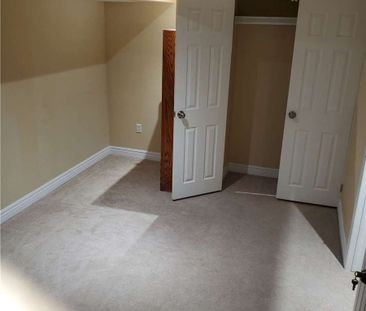 For Lease - 5 Aldonschool Crescent Unit# Bsmt, Ajax, Ontario - Photo 4