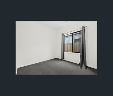 Modern Townhouse Living in a Quiet Grovedale Pocket - Photo 3