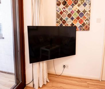 5 bedroom house to rent - Photo 2