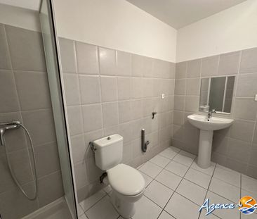 Location Appartement 2 pièces 41m² SIGEAN 11130 - Photo 2
