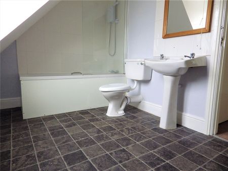 The Avenue, Minehead, Somerset, TA24 - Photo 5