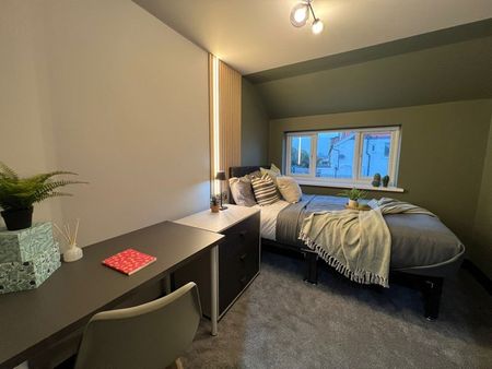 Room in a Shared House, St. Mildreds Road, SE12 - Photo 5