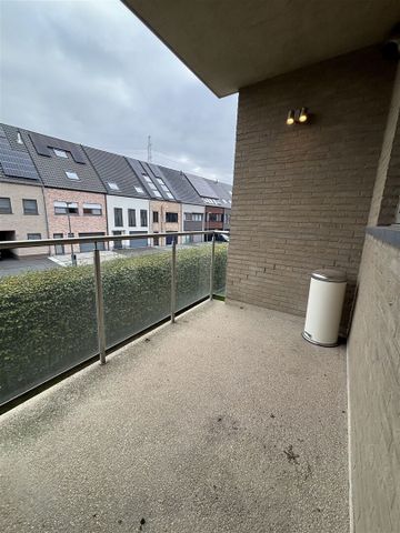 Appartement met 2 ruime kamers en terras - Foto 3
