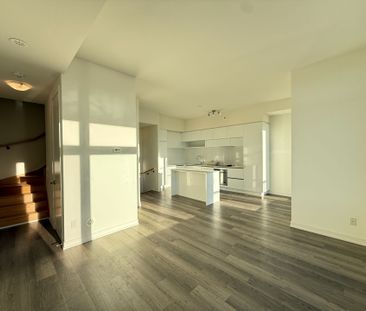 For Lease - 10 Steckley House Lane Unit# 111, Richmond Hill, Ontario - Photo 2