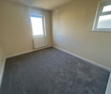 6 bedroom house to rent - Photo 3