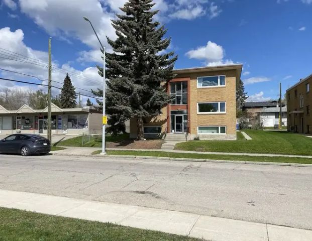 Banff Trail - Second Floor Suite (in a 6-plex with a south view) | 5 - 2208 20 Avenue Northwest, Calgary - Photo 1