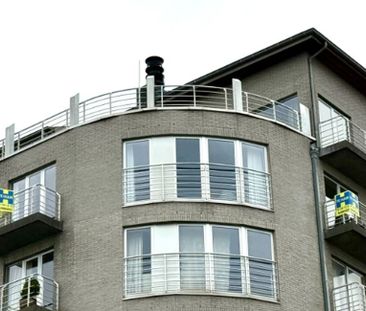 Appartement te huur in Deinze voor € 865 met 2 slaapkamers - Foto 2