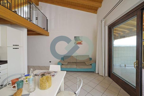 Trilocale piazza Silvia, Pieve Vecchia, Villaggio Sanghen, Manerba del Garda - Photo 1