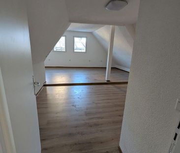 Pronájem bytu 3+1 • 90 m² bez realitky, Bádensko-Württembersko - Photo 4