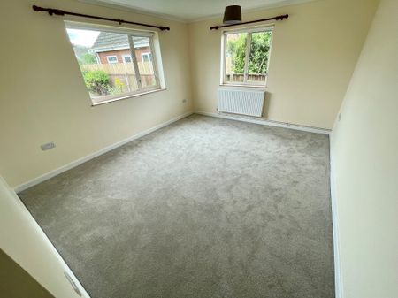 Meadow Way, Attleborough - Photo 4