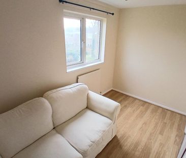 Canterbury Way, STEVENAGE - Photo 1