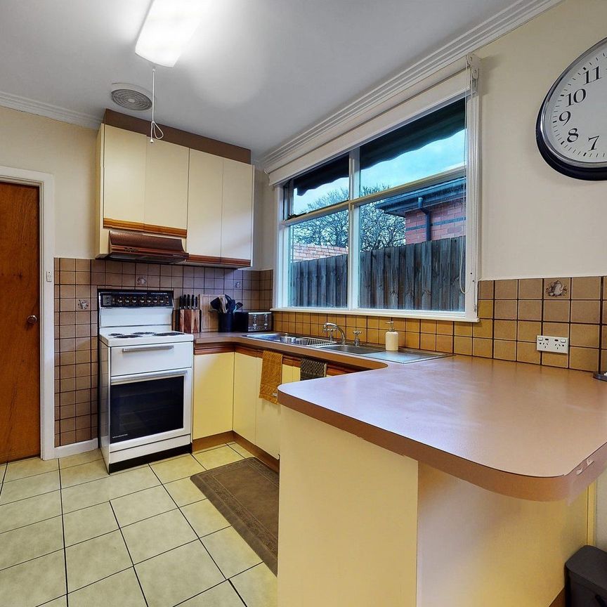 47 Benbow Street, Yarraville - Photo 1