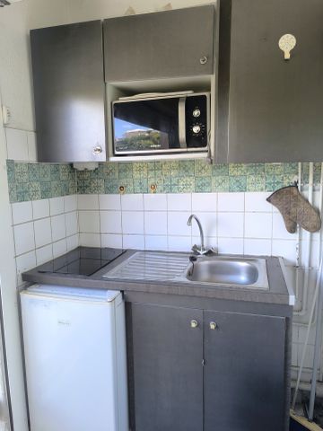 Location Appartement 1 pièce 20m² LE GOSIER 97190 - Photo 4