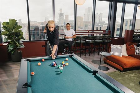 F0517 - Moda, New York Square (Leeds) - Photo 5