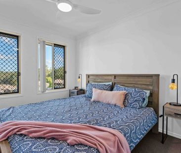 Comfortable Family Living in a Convenient Redbank Plains Location! - Photo 4
