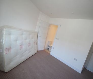 2 Bed Student Accommodation - Photo 5