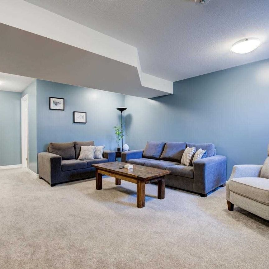 For Lease - 258 Peach Tree Boulevard, St. Thomas, Ontario - Photo 1