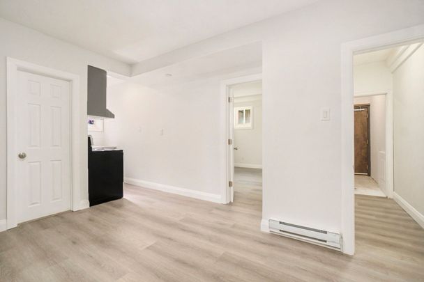 For Lease - 484 Queen Mary Street Unit# 1, Overbrook - Castleheights and Area, Ontario - Photo 1