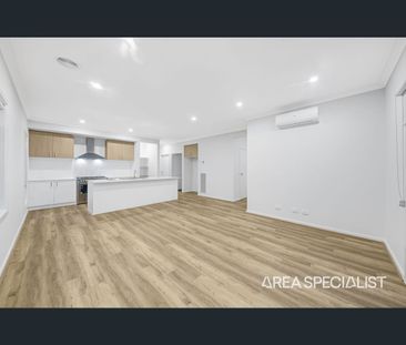 36 Manhattan Road, Fraser Rise, Vic 3336 - Photo 3