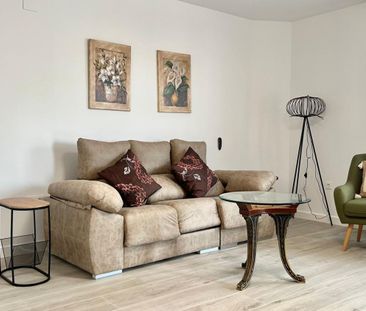 Piso de alquiler en Granada, El Pilar - Photo 2