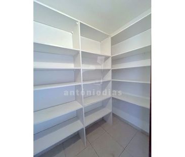4 room luxury Flat for rent in Oeiras, Lisbon - Photo 1
