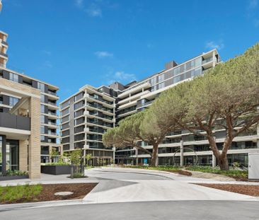 608/15 Stonepine Drive, Moonee Ponds - Photo 2