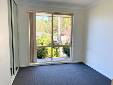 16 Sandalwood Road, Farmborough Heights, NSW 2526 - Photo 3