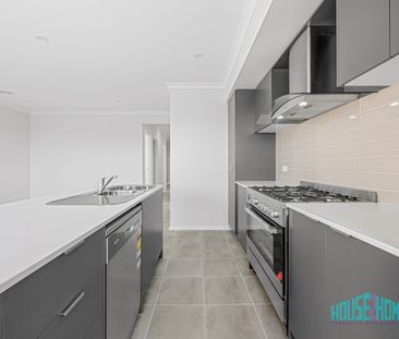 Parkside Living in the Heart of Mambourin Estate - Photo 3