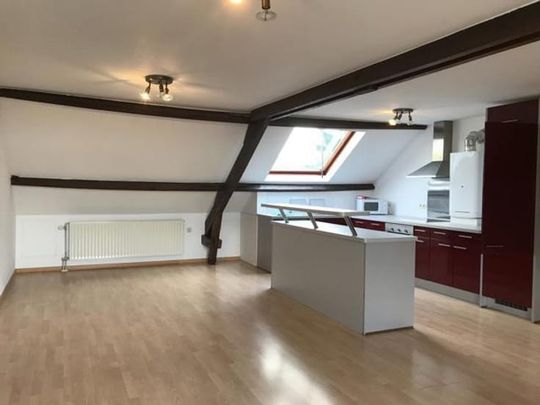 Appartement te huur - Photo 1