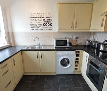 2 bedroom maisonette to rent - Photo 4