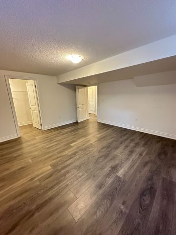 For Lease - 77 TERRAIN CRT Court, East Gwillimbury, Ontario - Photo 4