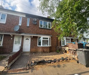 2 bedroom semi-detached house to rent - Photo 6
